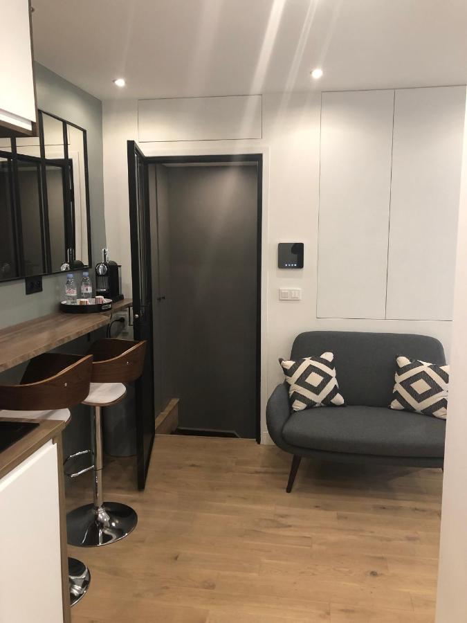 Studio Design Proche Champs-Elysees Paris Bagian luar foto